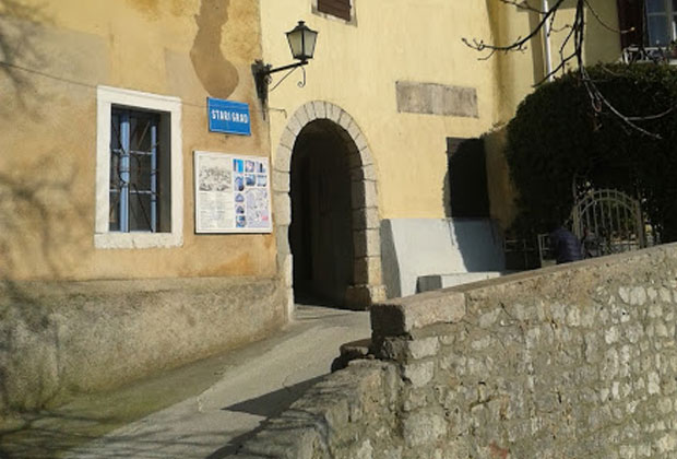 Istočna gradska vrata Stubica